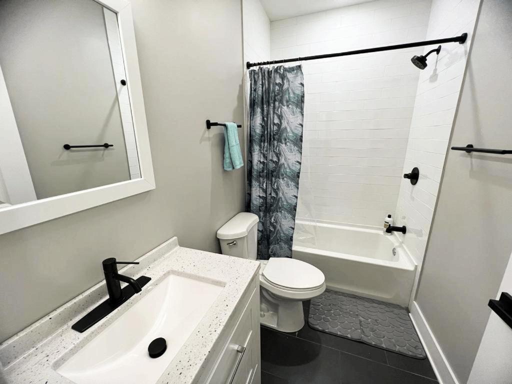 Modern 2Br 2Ba Apartment With Rooftop In Brewerytown Philadelphia Ngoại thất bức ảnh